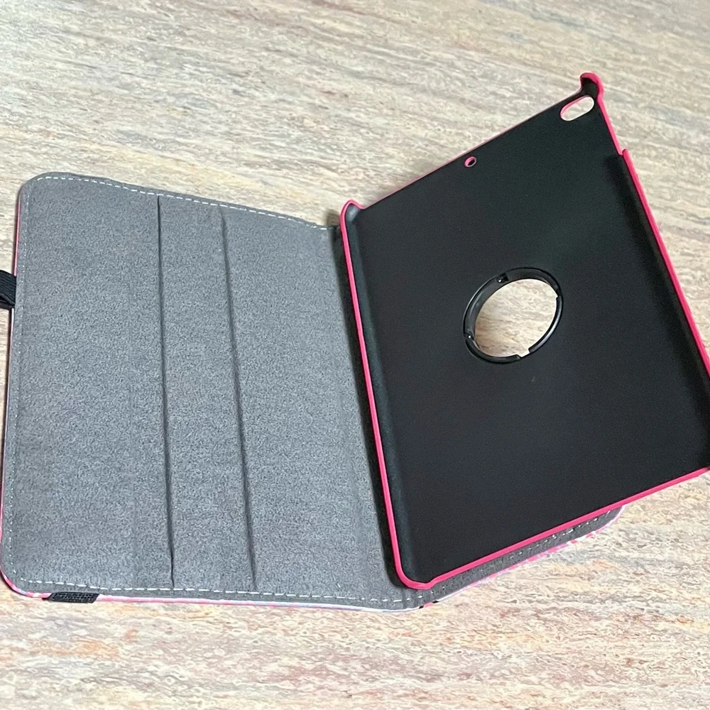 NWOT Hello Kitty tablet case